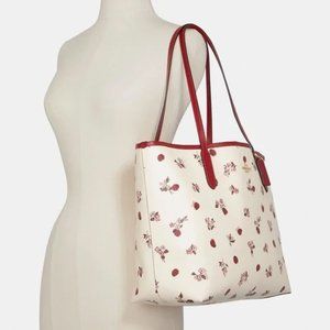 City Tote With Ladybug Floral Print